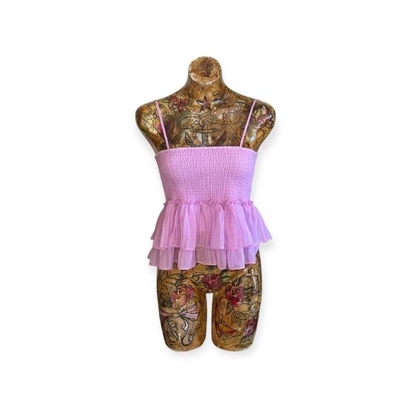 BB Dakota by Steve Madden Tops - BB DAKOTA Steve Madden pink top spaghetti straps small ruffles